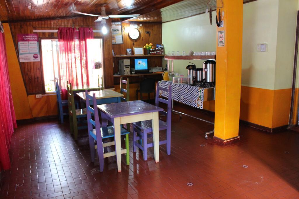 Residencial Noelia Hostel פוארטו איגואסו מראה חיצוני תמונה