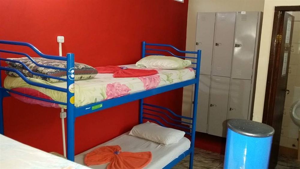 Residencial Noelia Hostel פוארטו איגואסו מראה חיצוני תמונה