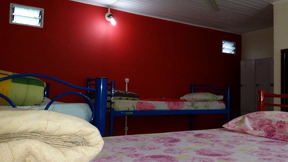 Residencial Noelia Hostel פוארטו איגואסו מראה חיצוני תמונה