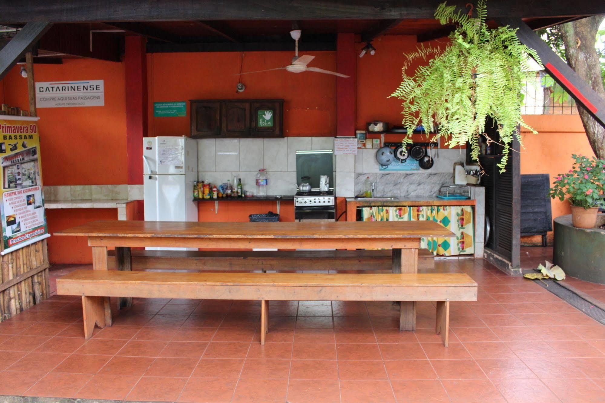 Residencial Noelia Hostel פוארטו איגואסו מראה חיצוני תמונה