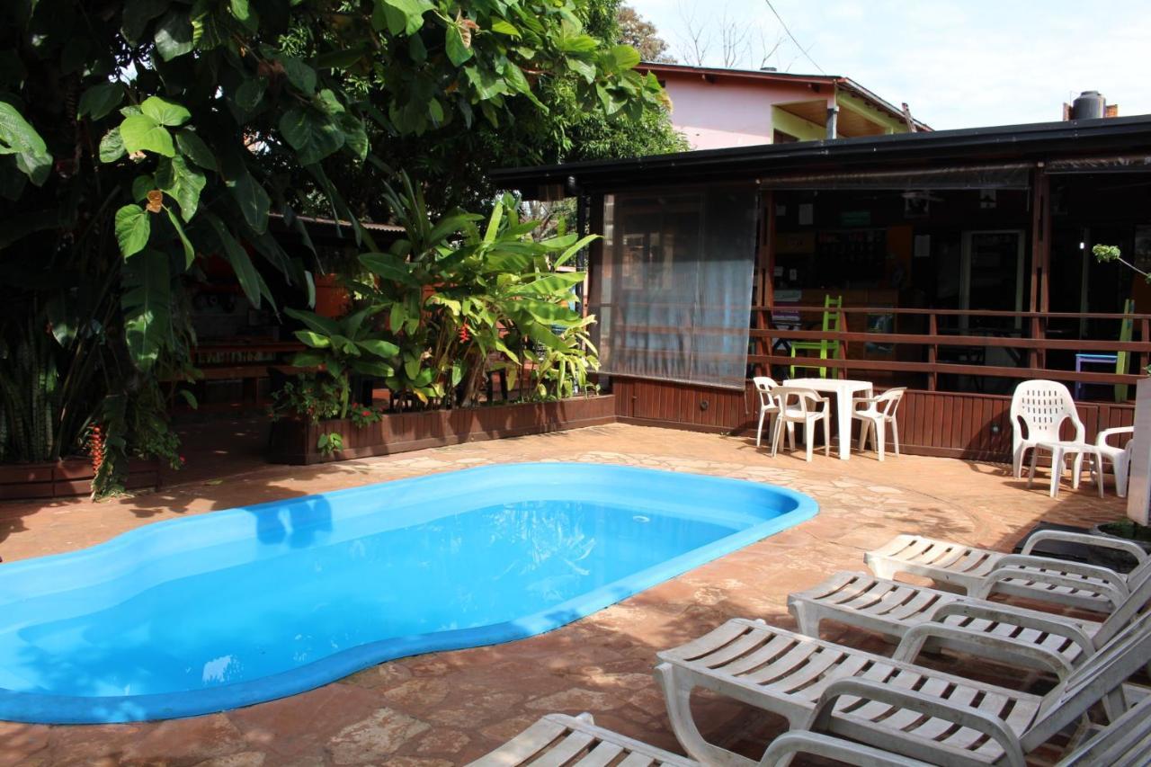 Residencial Noelia Hostel פוארטו איגואסו מראה חיצוני תמונה
