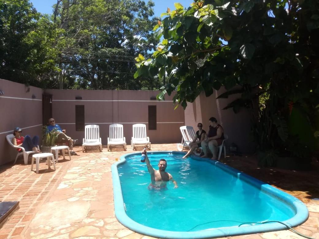 Residencial Noelia Hostel פוארטו איגואסו מראה חיצוני תמונה