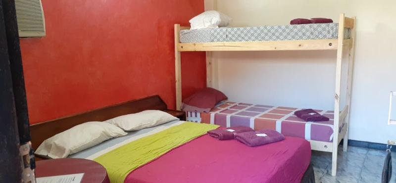 Residencial Noelia Hostel פוארטו איגואסו מראה חיצוני תמונה