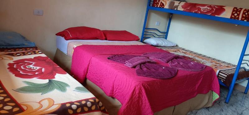 Residencial Noelia Hostel פוארטו איגואסו מראה חיצוני תמונה